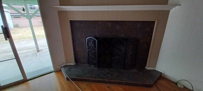 7248 Beckford Ave in Los Angeles, CA - Building Photo - Building Photo