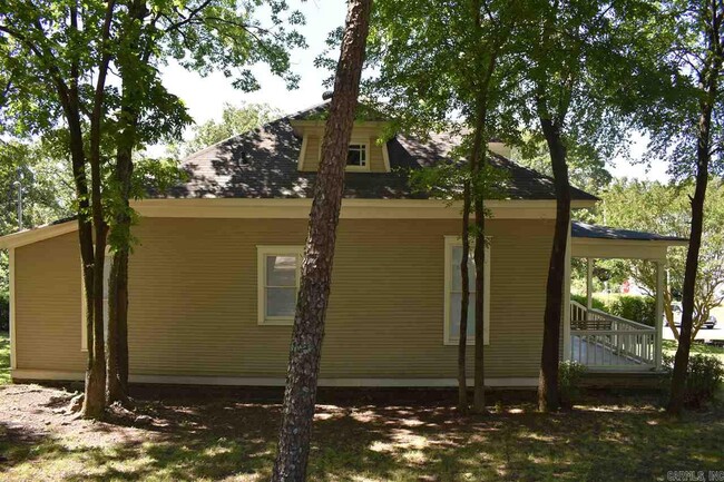 801 N Van Buren St in Little Rock, AR - Building Photo - Building Photo