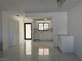 3318 Del Prado Blvd S in Cape Coral, FL - Building Photo