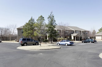 Cambridge Court Apartment Homes in Sapulpa, OK - Building Photo - Building Photo
