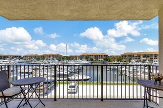 1401 Tidal Pointe Blvd in Jupiter, FL - Building Photo - Building Photo
