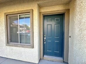 9620 Sharp Horn Ct in Las Vegas, NV - Building Photo - Building Photo