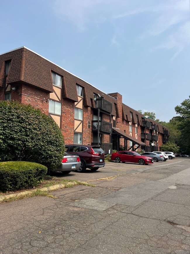 property at 1274 E Main St