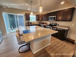 5740 Tranquility Trl in Madison, WI - Building Photo - Building Photo