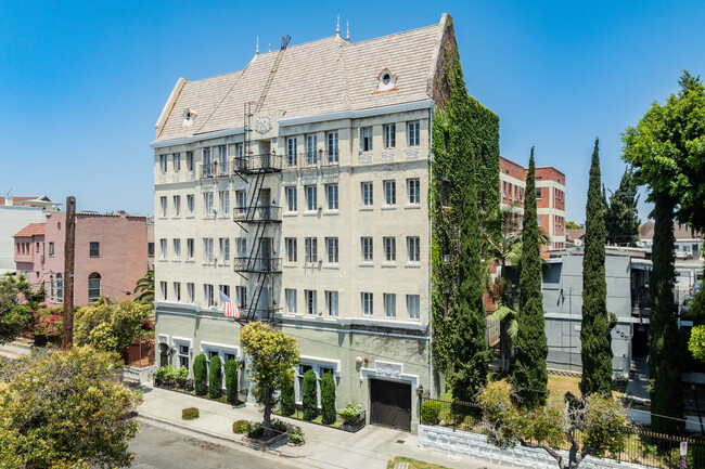 Terrace Castle in Los Angeles, CA - Building Photo - Building Photo