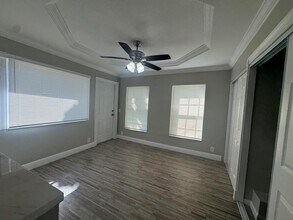 8817 Dania Dr in Palm Beach Gardens, FL - Building Photo - Building Photo