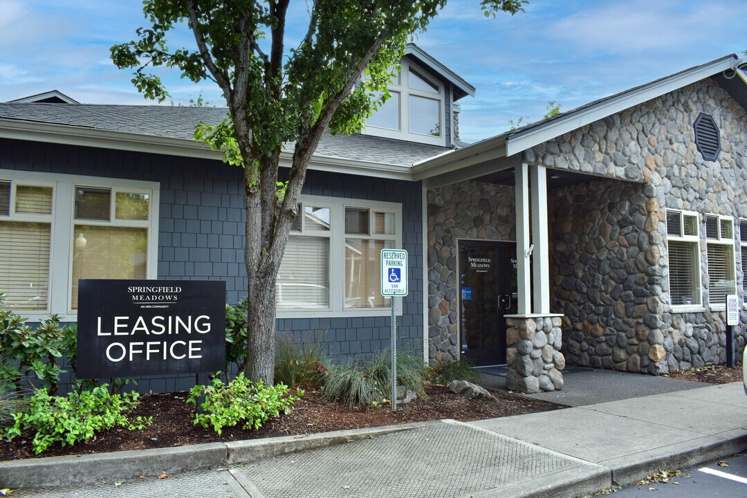 Springfield Meadows Apartments in Vancouver, WA - Building Photo