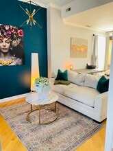 1618 S Washtenaw Ave, Unit 2 in Chicago, IL - Building Photo - Building Photo