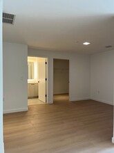 85 NW 31st St, Unit A2 in Miami, FL - Building Photo - Building Photo