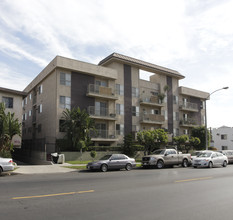 178 Oxford Ave in Los Angeles, CA - Building Photo - Building Photo