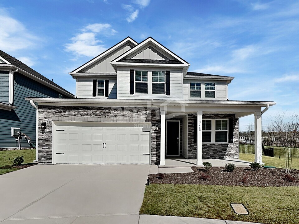3468 Lincoln Hts Ln in Monroe, NC - Foto de edificio