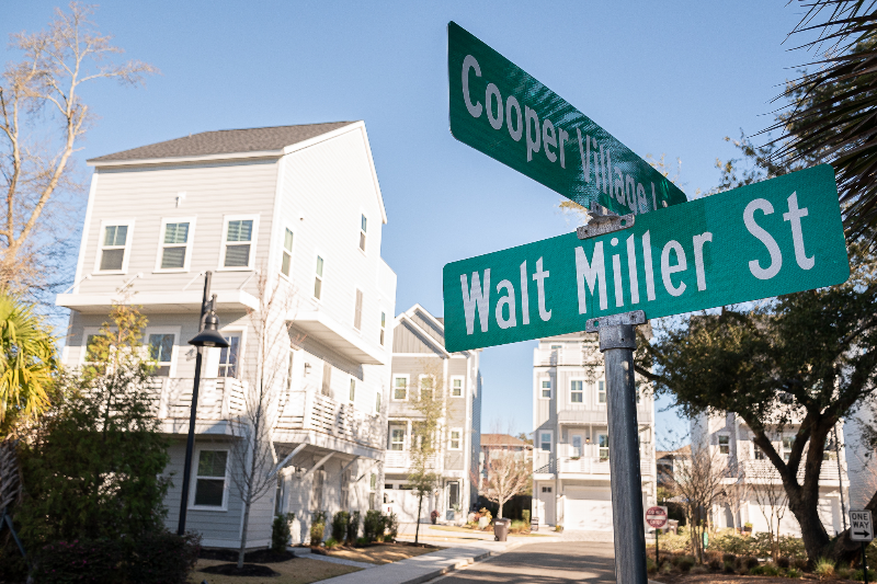 553 Cooper Village Ln in Mount Pleasant, SC - Foto de edificio