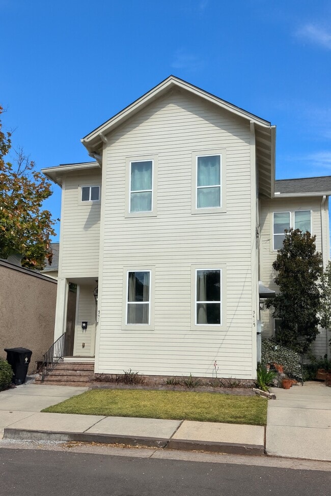 5417 Danneel St, Unit 5417 Danneel in New Orleans, LA - Building Photo - Building Photo