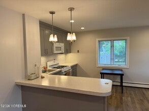 405 Glenn Rd in Jackson Township, NJ - Building Photo - Building Photo