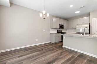 1006 Valley Rock Dr in Lithonia, GA - Foto de edificio - Building Photo