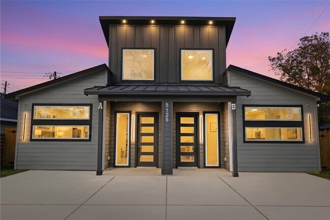 5125 Doolittle Blvd in Houston, TX - Building Photo - Building Photo