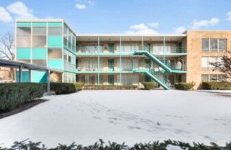 Kenilworth Apartments in Oak Park, IL - Building Photo - Building Photo