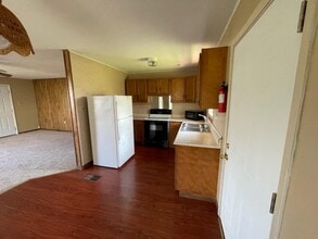 403 S Vista Dr, Unit 403 in Sandia, TX - Building Photo - Building Photo