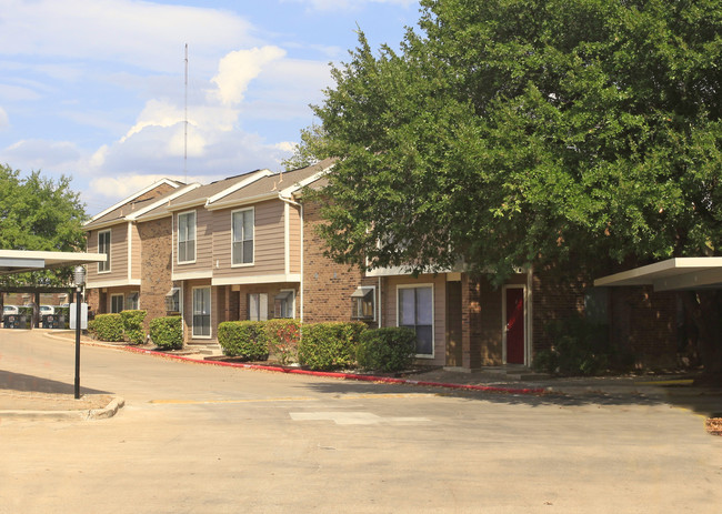 Willowbrook North Townhomes in Austin, TX - Foto de edificio - Building Photo