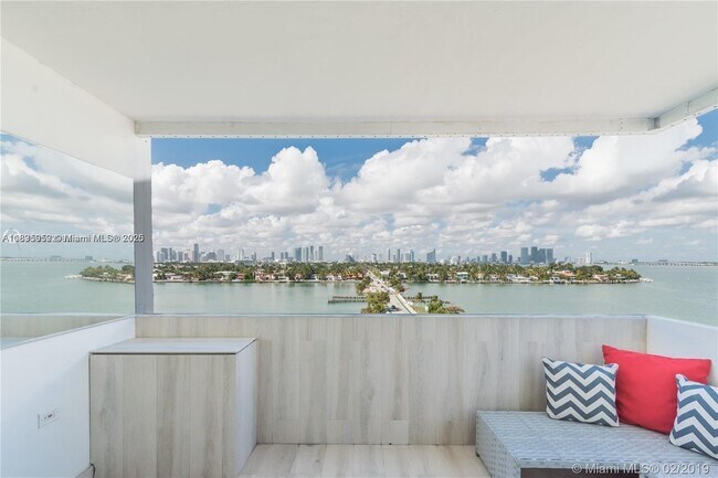 3 Island Ave, Unit 09 D in Miami Beach, FL - Foto de edificio - Building Photo