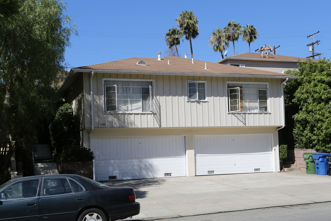 1581 Manning Ave in Los Angeles, CA - Building Photo