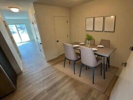 31 Vine St in Weymouth, MA - Building Photo