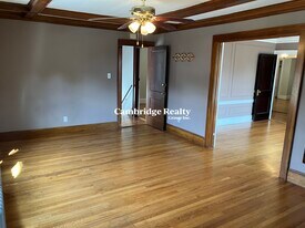 93 Hillside Rd, Unit 2 in Watertown, MA - Building Photo