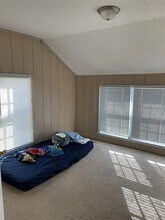 2006 Grand Ave, Unit 2 - 2nd floor in Ames, IA - Foto de edificio - Building Photo