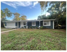 725 Hartley Ave in Deltona, FL - Building Photo
