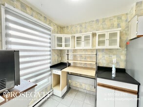 49 Rhonda Rd in Guelph, ON - Building Photo - Building Photo