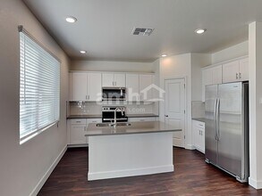 8971 N 171st Dr in Waddell, AZ - Building Photo - Building Photo