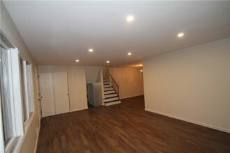 34 Bright Oaks Dr, Unit B in Rochester, NY - Building Photo - Building Photo