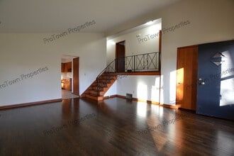 2205 Tamarack Dr in Joliet, IL - Foto de edificio - Building Photo