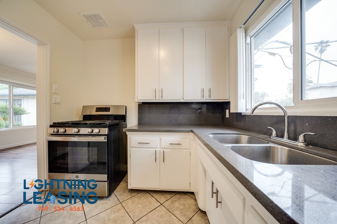 1062 S Stanley Ave in Los Angeles, CA - Building Photo