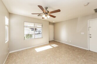 9470 Diamond Bridge Ave in Las Vegas, NV - Building Photo - Building Photo