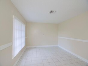 650 SE Evergreen Terrace, Unit 02O in Port St. Lucie, FL - Building Photo - Building Photo