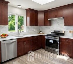 29 Wilson Ave in South River, NJ - Building Photo - Building Photo