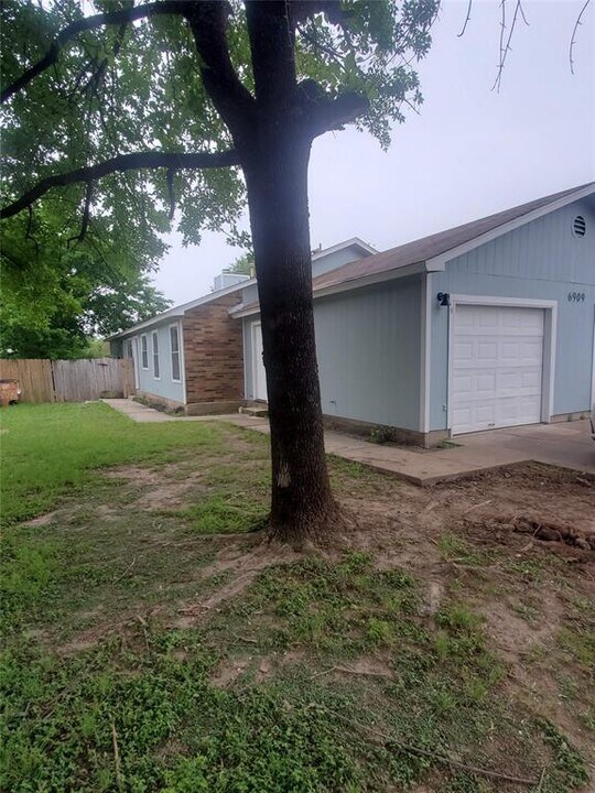 6909 Hyland Cir in Austin, TX - Building Photo