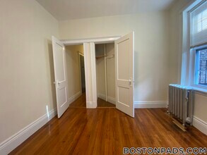 29 Park Dr in Boston, MA - Building Photo - Building Photo