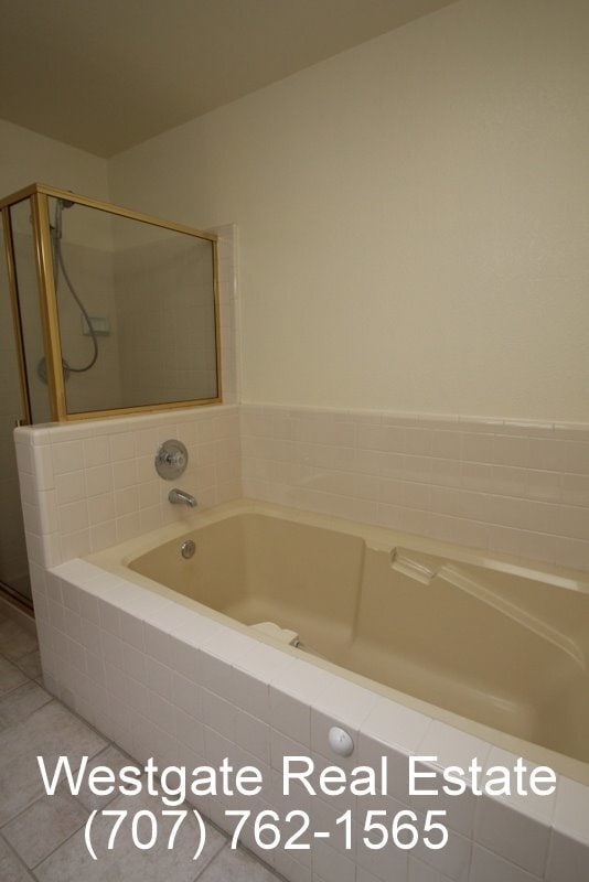 1439 Morning Glory Dr