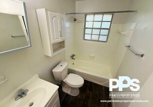 1730 Sams St in Marietta, GA - Building Photo - Building Photo