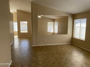 2137 E Saratoga St in Gilbert, AZ - Building Photo - Building Photo