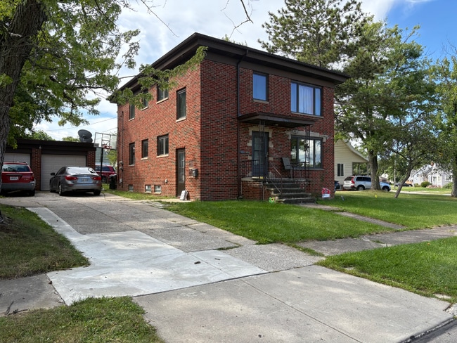 5231 Daleside Dr in Parma, OH - Building Photo - Building Photo