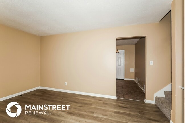 5804 Coppock Ln in Indianapolis, IN - Foto de edificio - Building Photo