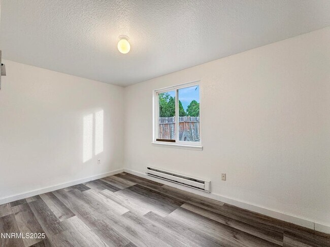 1038 Cosgrave St in Winnemucca, NV - Building Photo - Building Photo