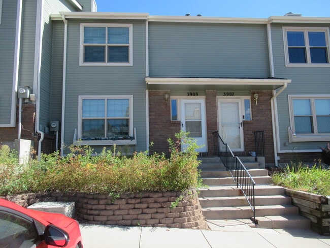 property at 3909 Smoke Tree Dr