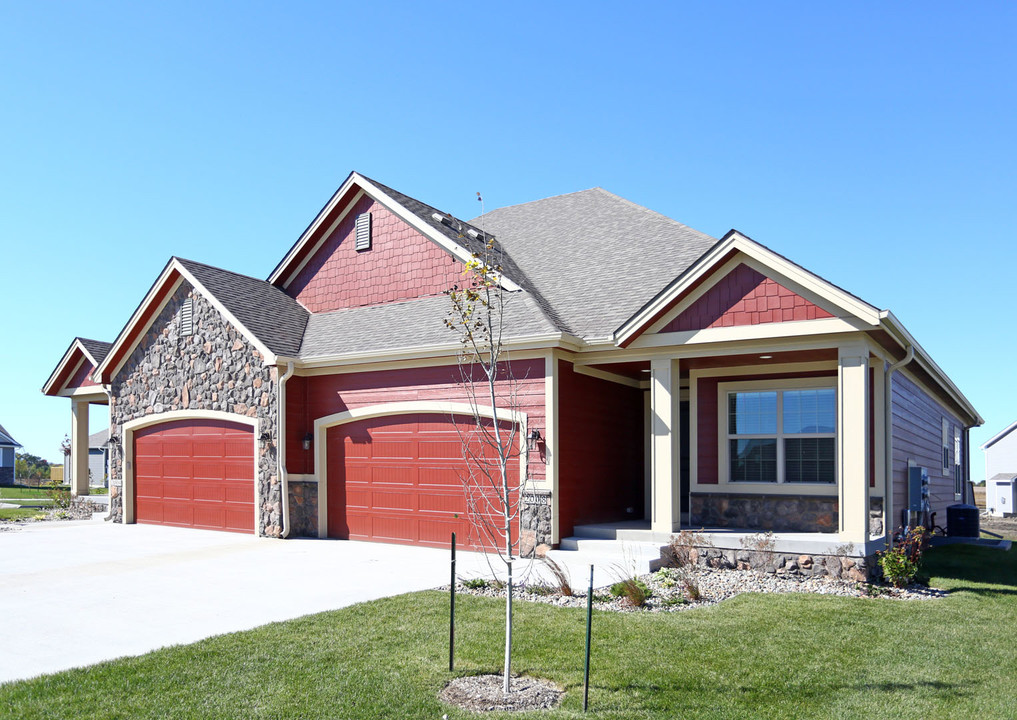 Timberline Ridge in Waukee, IA - Foto de edificio