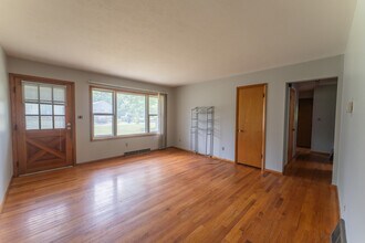 37 Neil St in Delaware, OH - Building Photo - Building Photo