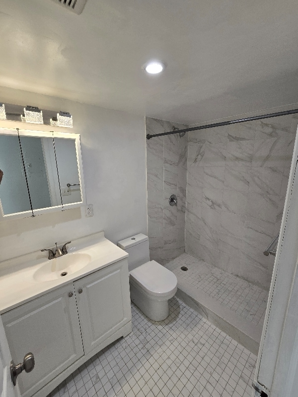 248 SE 9th Ave in Deerfield Beach, FL - Foto de edificio - Building Photo