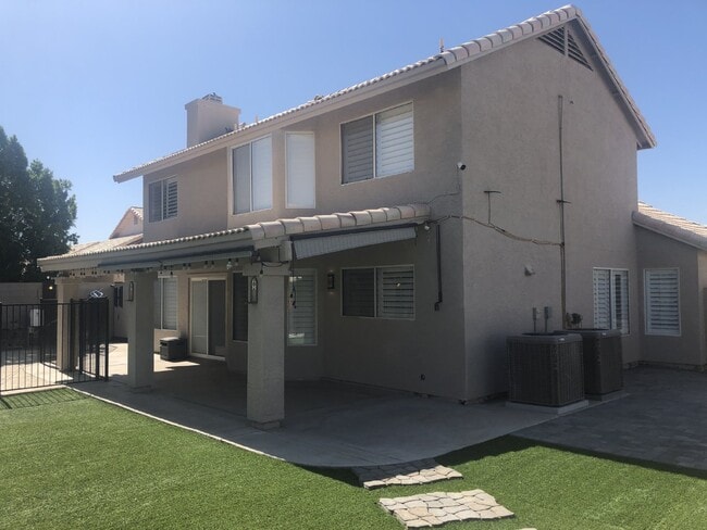 9146 W Evans Dr in Peoria, AZ - Building Photo - Building Photo